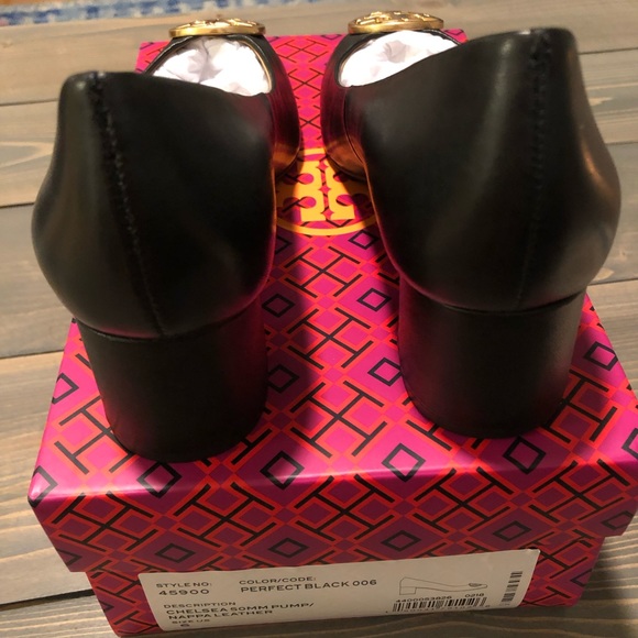 🎉HP🎉 NWT Tory Burch Chelsea 50MM Black Pump - Picture 6 of 8